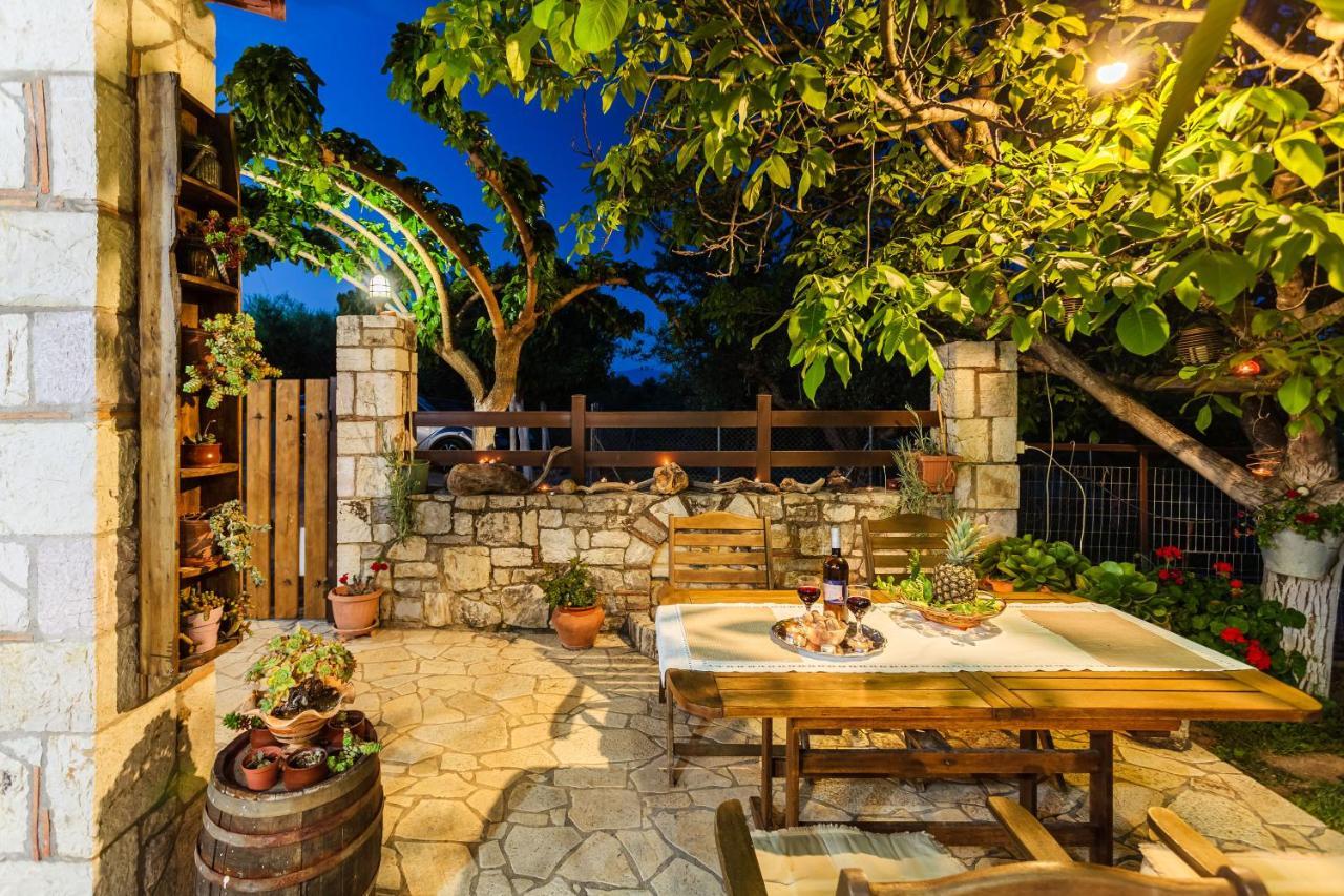 Petalidi Olive Garden Stone House Near The Beach Εξωτερικό φωτογραφία